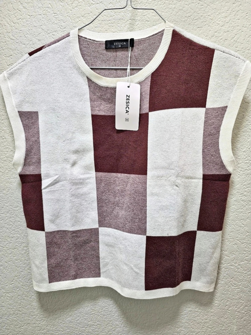 ZESICA Checkerboard Knit Sweater Vest Burgundy & White